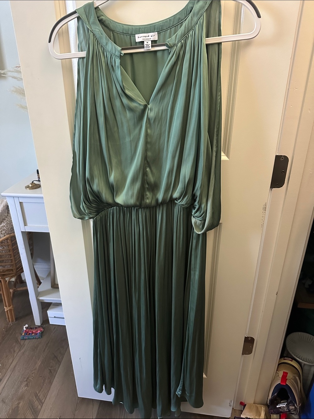 Current Air Sage Green Pleated Maxi Dress M